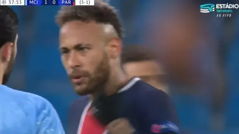 La cara de Neymar lo dice absolutamente todo.