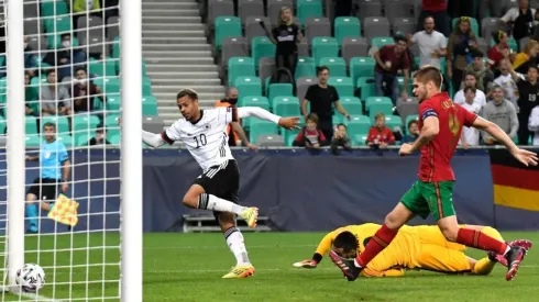 Lukas Nmecha durante un partido con Alemania.