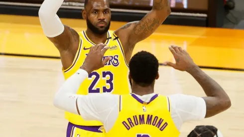 LeBron James y Andre Drummond