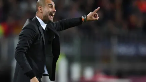 Pep Guardiola durante un encuentro con Barcelona.