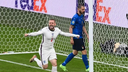 Luke Shaw abrió el marcador para Inglaterra en la final de la Eurocopa