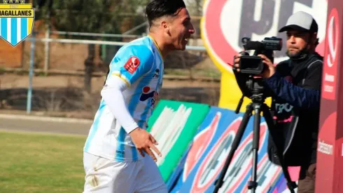 Momento del festejo del gol de Magallanes.