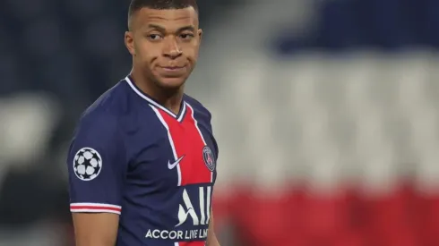 Kylian Mbappé durante un encuentro con PSG.