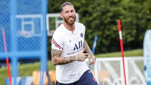 Sergio Ramos debe seguir esperando para debutar con PSG.