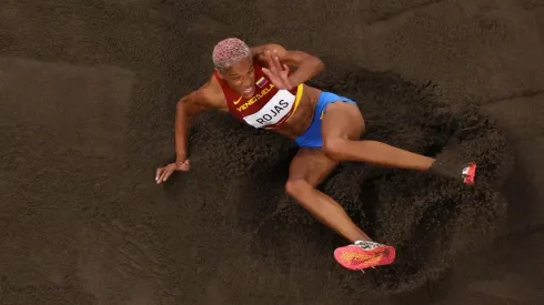 Yulimar Rojas cumplió con las expectativas y ganó holgadamente la dorada en salto triple.