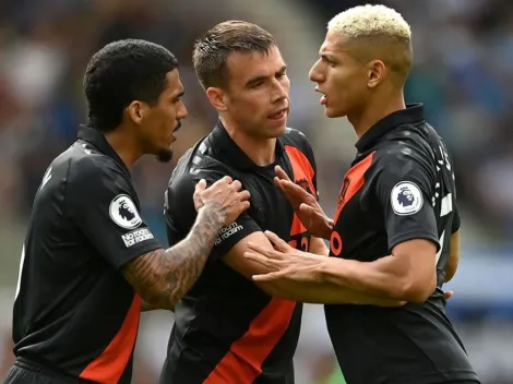 Richarlison se peleó con Calvert-Lewin por un penal: los compañeros los separaron