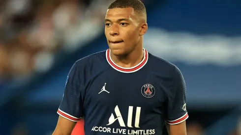 Kylian Mbappé en un encuentro con PSG.