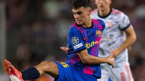 Pedri en acción de juego con Barcelona.