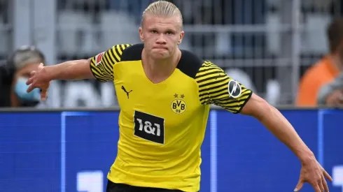 Erling Haaland sufre lesión y complica a Borussia Dortmund.