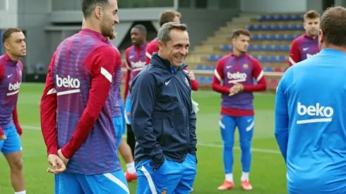 Sergi Barjuan, en su primer entrenamiento como entrenador interino de Barcelona.