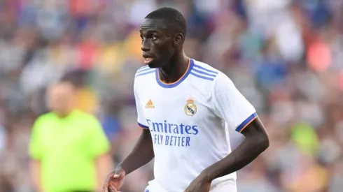 Escándalo con Ferland Mendy, destapado por un periodista francés.