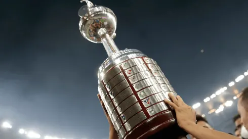 Trofeo de la Copa Libertadores.