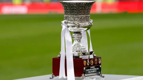 Trofeo de la Supercopa de España.
