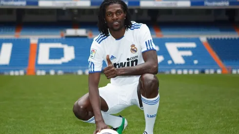 Adebayor y un revés a Olimpia.