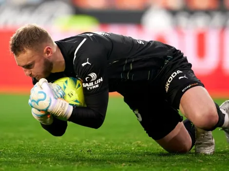 Alerta Valencia: Cillessen operado de emergencia