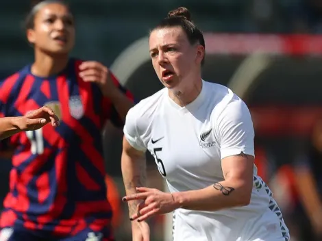 ¡Tres goles en contra! Partido nefasto para Meykaila Moore