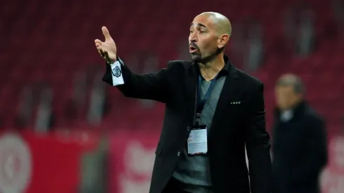 12 de Octubre tiene nuevo DT.