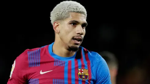 Ronald Araújo renovará su contrato con Barcelona.