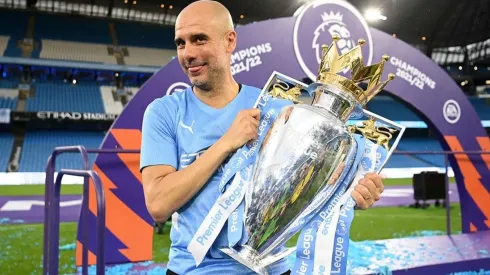 Pep Guardiola en festejo de Premier League.