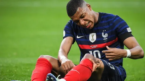 Mbappé se lesionó