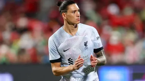 Darwin Núñez deja dudas en sus primeros minutos con Liverpool.