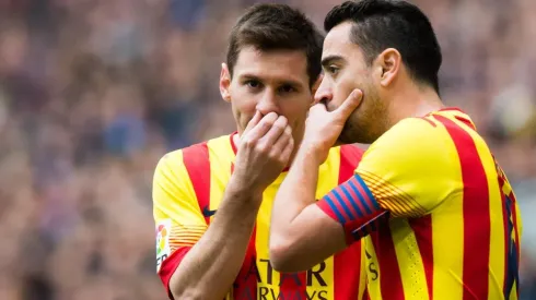 Lionel Messi y Xavi Hernández como compañeros en Barcelona.