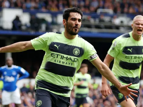 ¡Partido de golazos! Manchester City goleó y se acerca al título