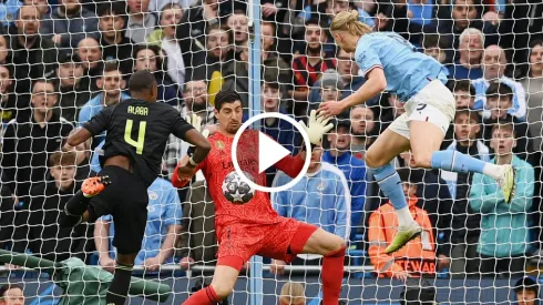 Courtois, en una jugada de gol ante Haaland.