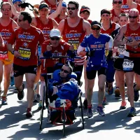 Murió Rick Hoyt, un ícono de la maratón de Boston junto a su padre