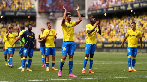 CADIZ, SPAIN - APRIL 30: Chris Ramos of Cadiz CF and teammates applaud the fans following the team's victory during the LaLiga Santander match between Cadiz CF and Valencia CF at Estadio Nuevo Mirandilla on April 30, 2023 in Cadiz, Spain. (Photo by Fran Santiago/Getty Images)