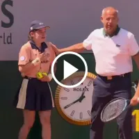 VIDEO  Roland Garros: dupla descalificada por brutal agresión a una alcanzapelotas