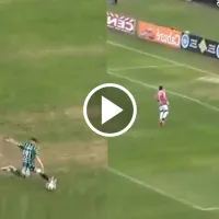 Video  Directo al Puskas: gambeteó a dos rivales y metió este GOLAZO desde media cancha