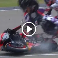 Video  BRUTAL accidente en el MotoGP: Marc Márquez PARTIÓ AL MEDIO a Zarco