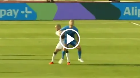 Codazo en la cara a Pepe (Captura ESPN)