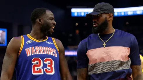 Draymond Green y LeBron James.