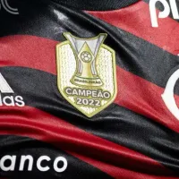 Flamengo utilizó un parche de campeón que le correspondía al Palmeiras