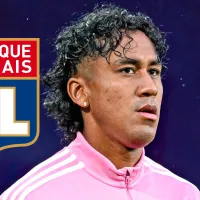 ¿Por qué no firmó Renato Tapia aun con Olympique Lyon?