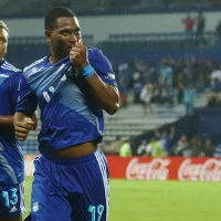 En Emelec \'señalan\' a Bryan Angulo y respaldan a Hernán Torres