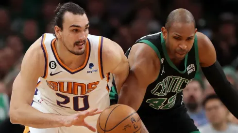 Dario Saric y Al Horford.