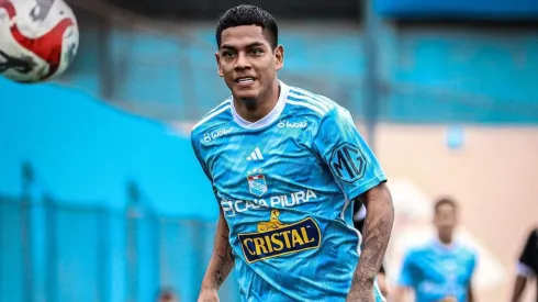 Joao Grimaldo se quedará por largo tiempo en Sporting Cristal