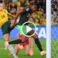 ¿ERA ROJA? El PATADÓN de Kennedy a Ohale en el Mundial Femenino