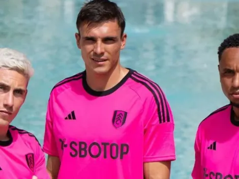 ¿Se copió de Messi o de Barbie? Fulham presentó su radiante camiseta rosa