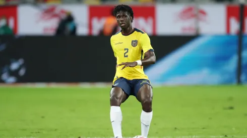 El central ecuatoriano tendrá nuevo equipo en Europa