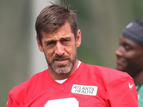 ¿Por qué no juega Aaron Rodgers hoy en New York Jets vs Cleveland Browns?