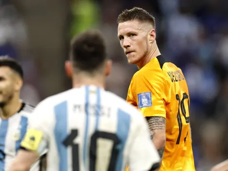 Hizo enojar a Messi y ahora Weghorst jugará a préstamo en otro club