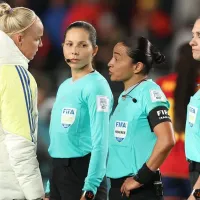 Las jugadoras de Suecia acusaron a Edina Alves de favorecer a España