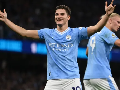 Julián Álvarez le dio el triunfo al 'súper-campeón' Manchester City ante Newcastle