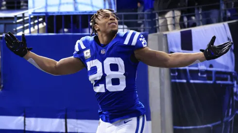 Jonathan Taylor es uno de los jugadores destacados de la NFL.