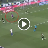 Pochettino aprovechó que el arquero salió mal y anotó para Fortaleza