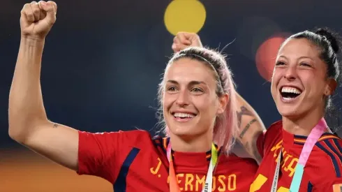 Putellas y Bonmatí apoyaron a Jenni Hermoso tras la presentación de Rubiales: "Estamos contigo, compañera"